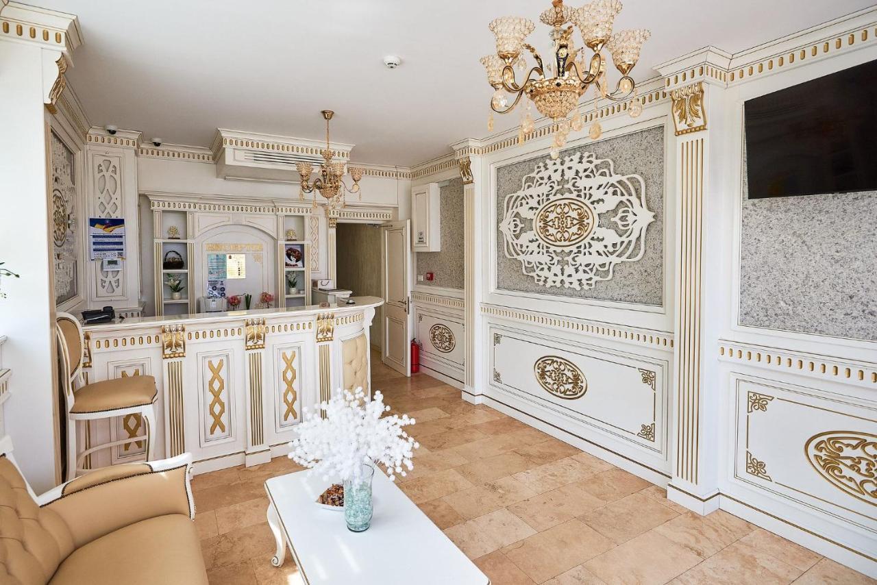Hotel Adriano Brăila Extérieur photo