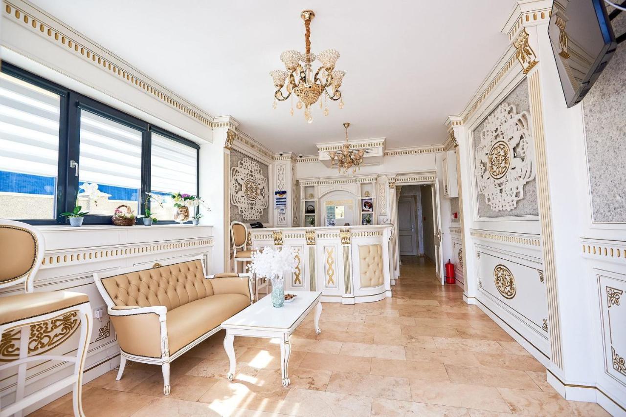 Hotel Adriano Brăila Extérieur photo