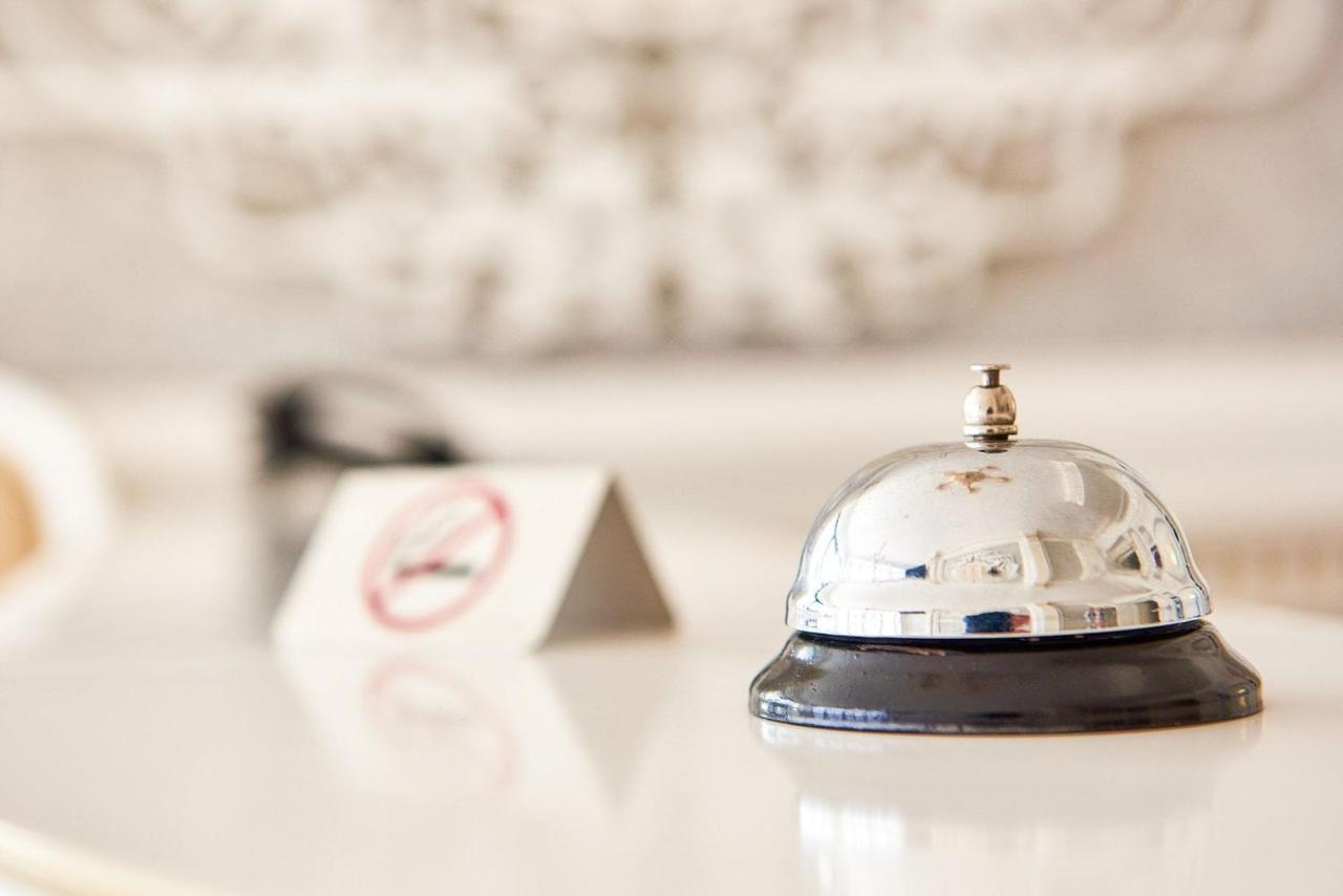 Hotel Adriano Brăila Extérieur photo