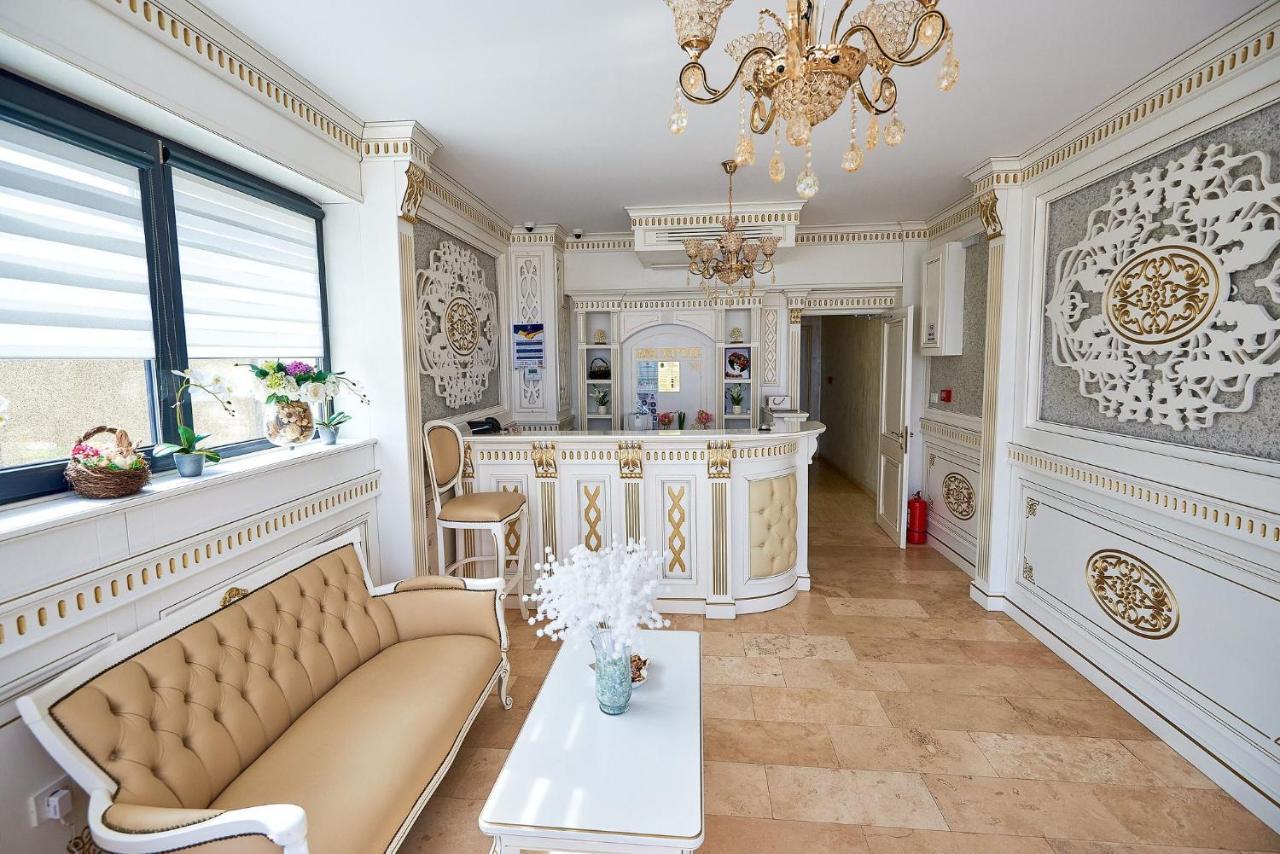 Hotel Adriano Brăila Extérieur photo
